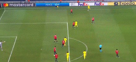 1647476598885062384.gif 远角.gif